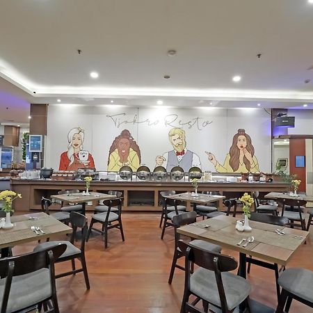 Tjokro Hotel Klaten Buitenkant foto