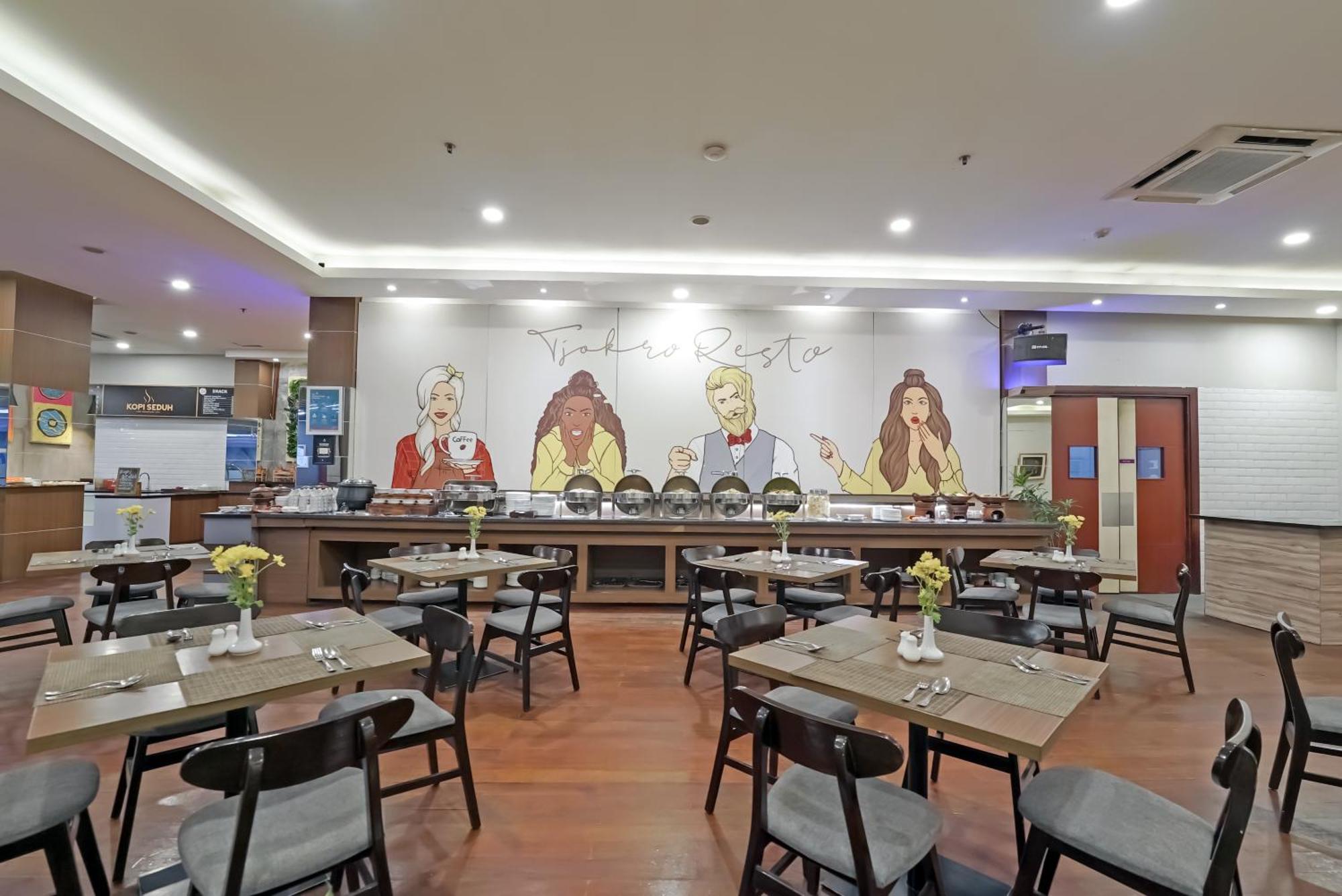 Tjokro Hotel Klaten Buitenkant foto
