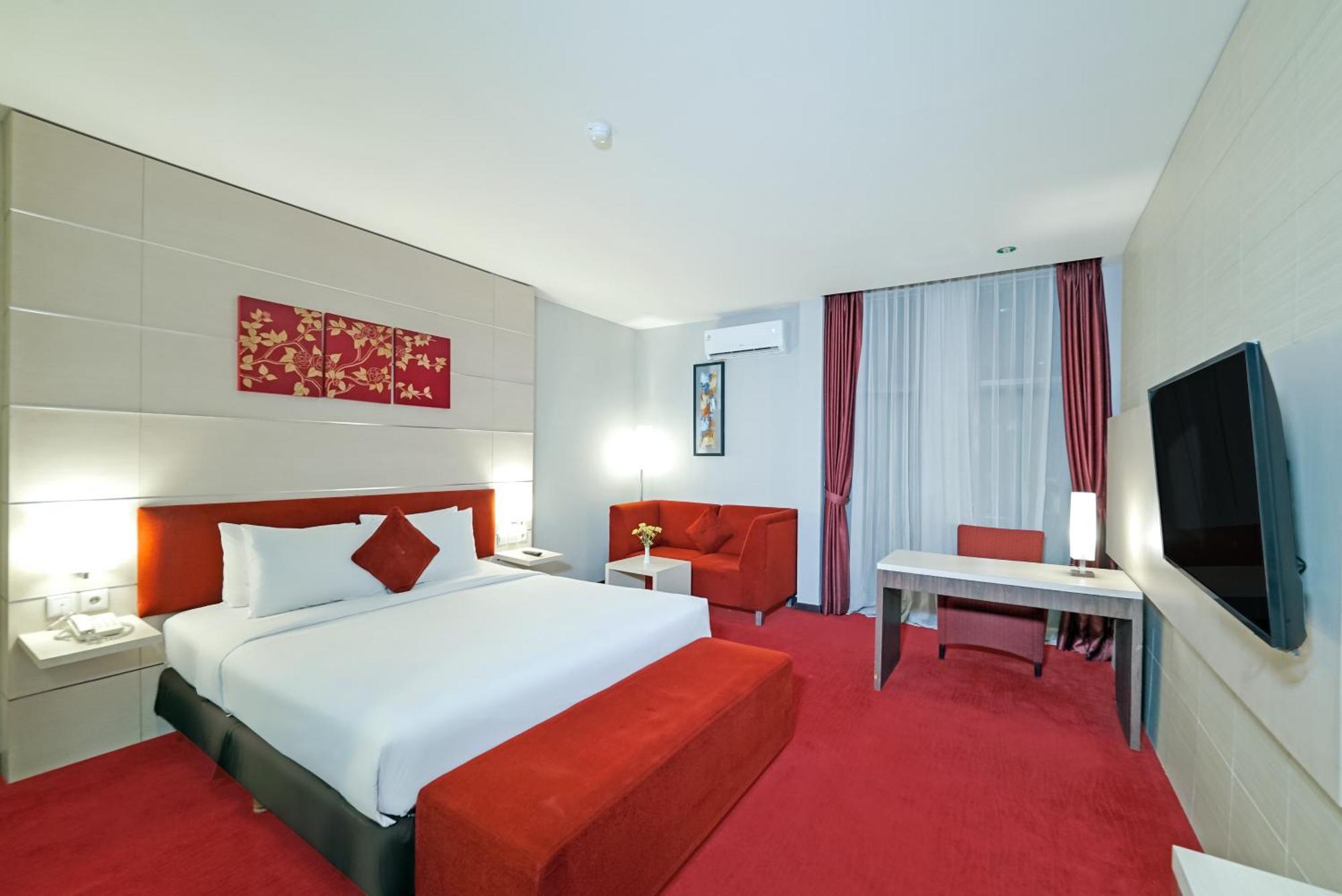 Tjokro Hotel Klaten Buitenkant foto