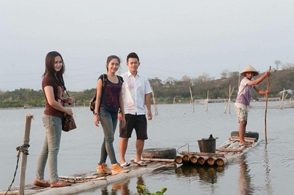 Tjokro Hotel Klaten Buitenkant foto